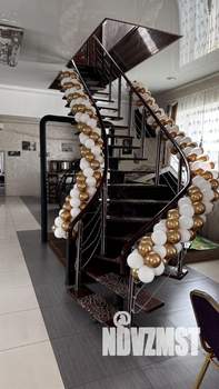 Дом 600м², 3-этажный, посуточно,