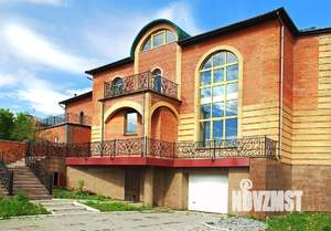 Коттедж 597м², 4-этажный, участок 10 сот.