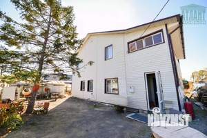 Дом 196м², 2-этажный, участок 8 сот.