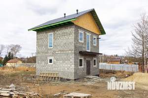 Дом 74м², 2-этажный, участок 10 сот.