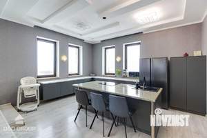 Коттедж 648м², 3-этажный, участок 10 сот.