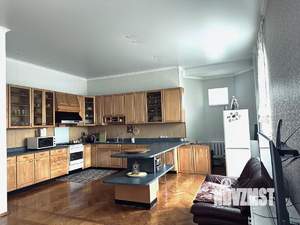 Коттедж 360м², 2-этажный, участок 20 сот.