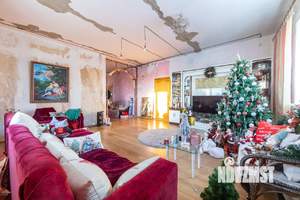 Дом 410м², 2-этажный, участок 15 сот.