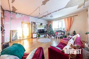 Дом 410м², 2-этажный, участок 15 сот.