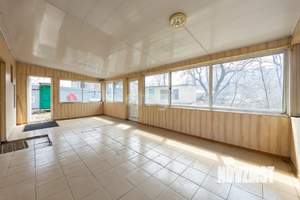 Дом 219м², 3-этажный, участок 18 сот.