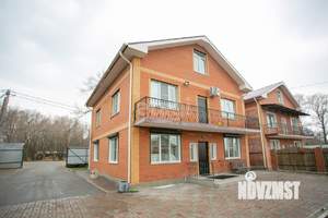 Дом 216м², 2-этажный, участок 9 сот.