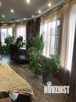 Дом 177м², 2-этажный, участок 11 сот.