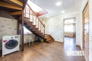 Дом 112м², 2-этажный, участок 11 сот.