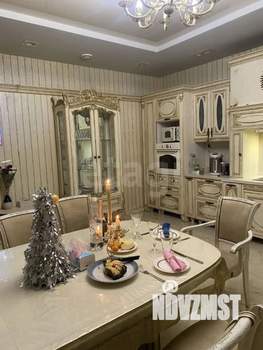 Дом 417м², 3-этажный, участок 7 сот.