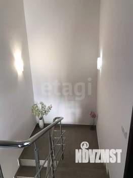 Дом 225м², 2-этажный, участок 9 сот.