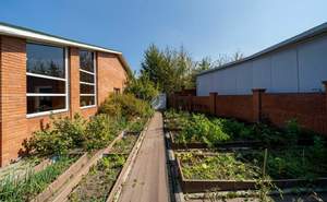 Дом 216м², 2-этажный, участок 15 сот.