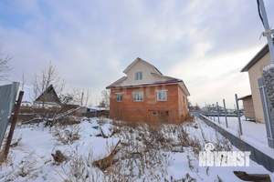 Дом 422м², 3-этажный, участок 9 сот.