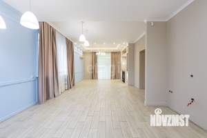 Дом 178м², 3-этажный, участок 15 сот.