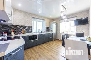 Дом 112м², 2-этажный, участок 11 сот.