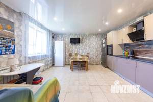 Коттедж 99м², 2-этажный, участок 10 сот.