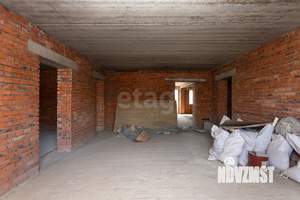 Дом 624м², 2-этажный, участок 11 сот.