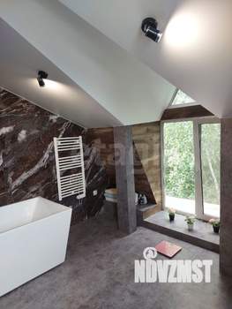 Дом 154м², 3-этажный, участок 9 сот.