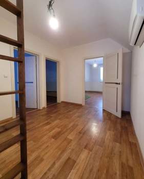 Дом 146м², 2-этажный, участок 7 сот.