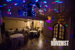 Дом 550м&sup2;, 2-этажный, посуточно, 