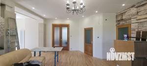Коттедж 251м², 2-этажный, на длительный срок, 