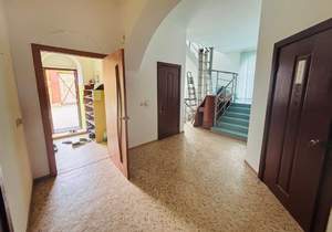 Дом 500м², 2-этажный, на длительный срок, 