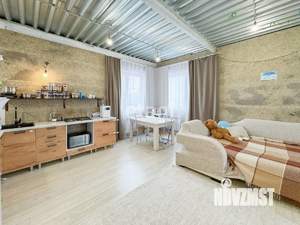 Дом 150м², 2-этажный, на длительный срок, 