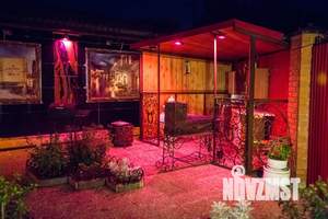 Дом 550м&sup2;, 2-этажный, посуточно, 