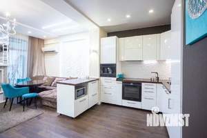 Коттедж 200м², 3-этажный, на длительный срок, 