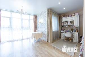 Таунхаус 200м&sup2;, 2-этажный, участок 1 сот.  