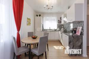 Коттедж 120м², 2-этажный, участок 7 сот.  