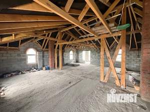 Дом 242м&sup2;, 3-этажный, участок 12 сот.  