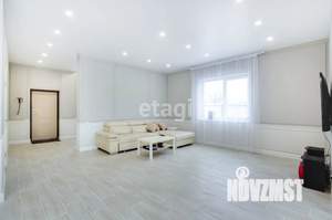 Дом 180м&sup2;, 2-этажный, участок 11 сот.  