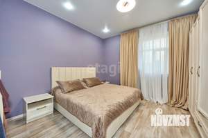 Дом 342м², 3-этажный, участок 10 сот.  