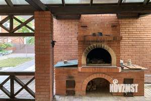 Коттедж 258м&sup2;, 2-этажный, участок 10 сот.  