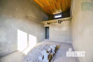 Дом 460м&sup2;, 3-этажный, участок 5 сот.  