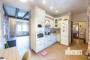 Таунхаус 171м², 2-этажный, участок 5 сот.  