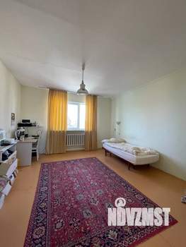 Коттедж 214м², 2-этажный, участок 10 сот.  