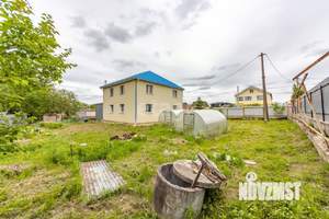 Дом 241м&sup2;, 3-этажный, участок 10 сот.  