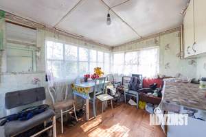 Дом 16м&sup2;, 1-этажный, участок 9 сот.  