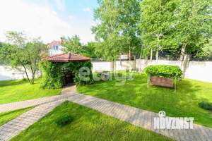 Дом 450м&sup2;, 3-этажный, участок 10 сот.  