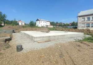 Дом 100м&sup2;, 1-этажный, участок 100 сот.  