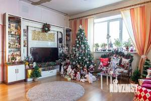 Дом 410м², 2-этажный, участок 15 сот.  