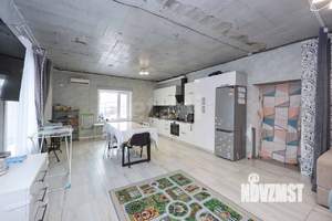 Дом 207м&sup2;, 2-этажный, участок 11 сот.  