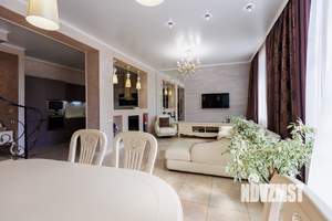 Таунхаус 150м², 2-этажный, участок 4 сот.  