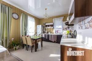 Коттедж 160м&sup2;, 2-этажный, участок 20 сот.  