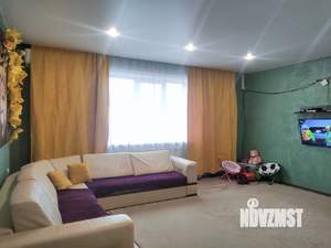 Коттедж 295м², 2-этажный, участок 10 сот.  