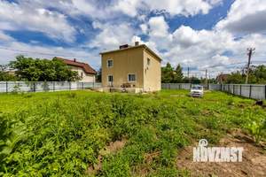 Дом 233м&sup2;, 3-этажный, участок 10 сот.  