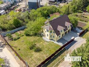 Дом 271м&sup2;, 2-этажный, участок 14 сот.  