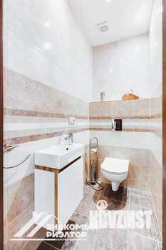 Коттедж 146м&sup2;, 2-этажный, участок 10 сот.  