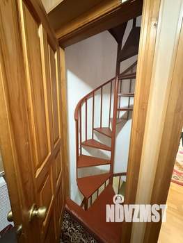 Коттедж 343м&sup2;, 2-этажный, участок 11 сот.  